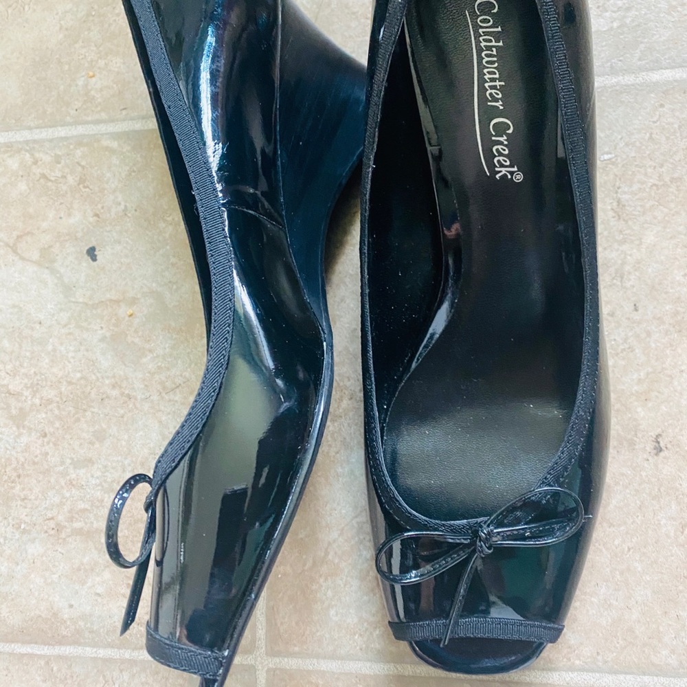 Shoes - Picture 3 of 5